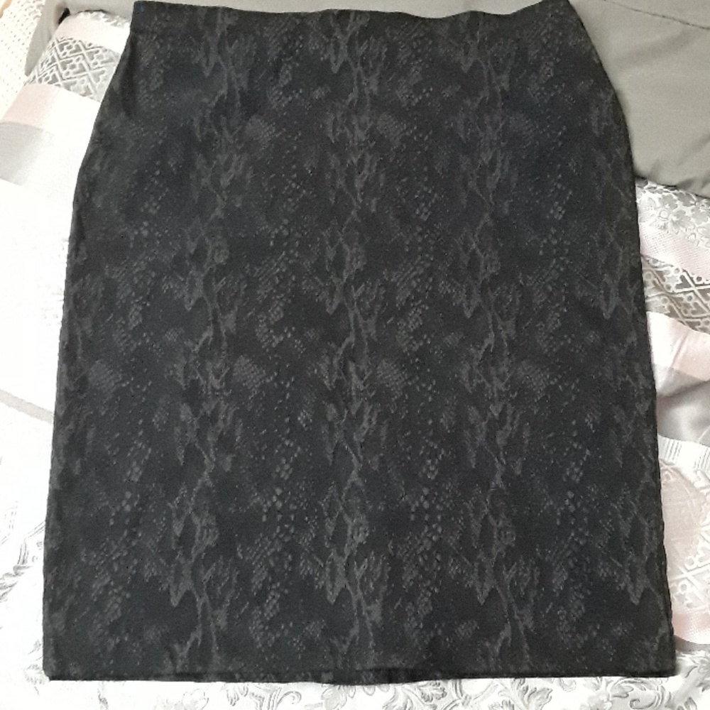 Black Skirt